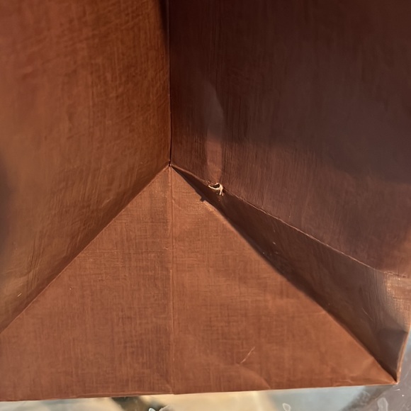 Authentic Louis Vuitton Paper bag - Picture 8 of 10